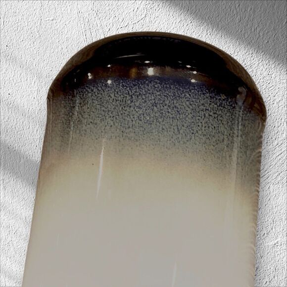 Vintage Sango Nova Black Salt and Pepper Shakers - Picture 14 of 16